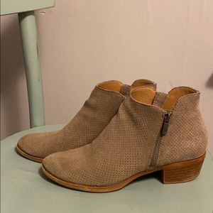 Women’s Boots
